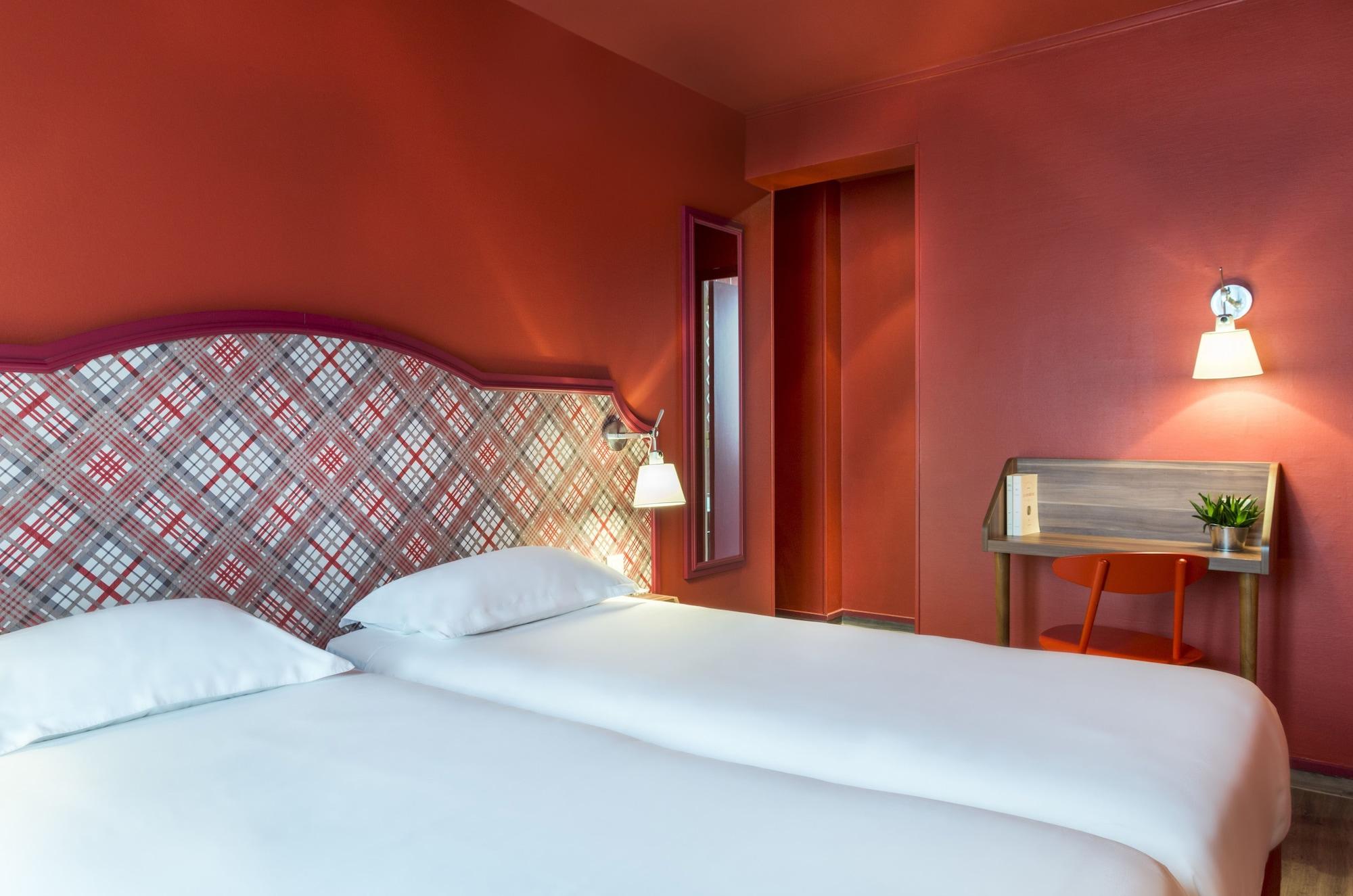 Hotel Boris V. By Happyculture Levallois-Perret Exteriör bild