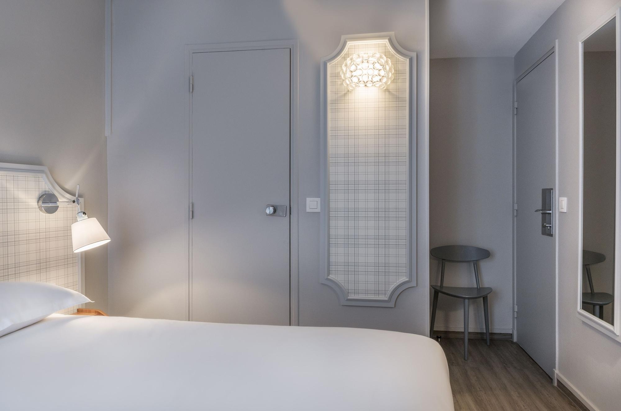 Hotel Boris V. By Happyculture Levallois-Perret Exteriör bild