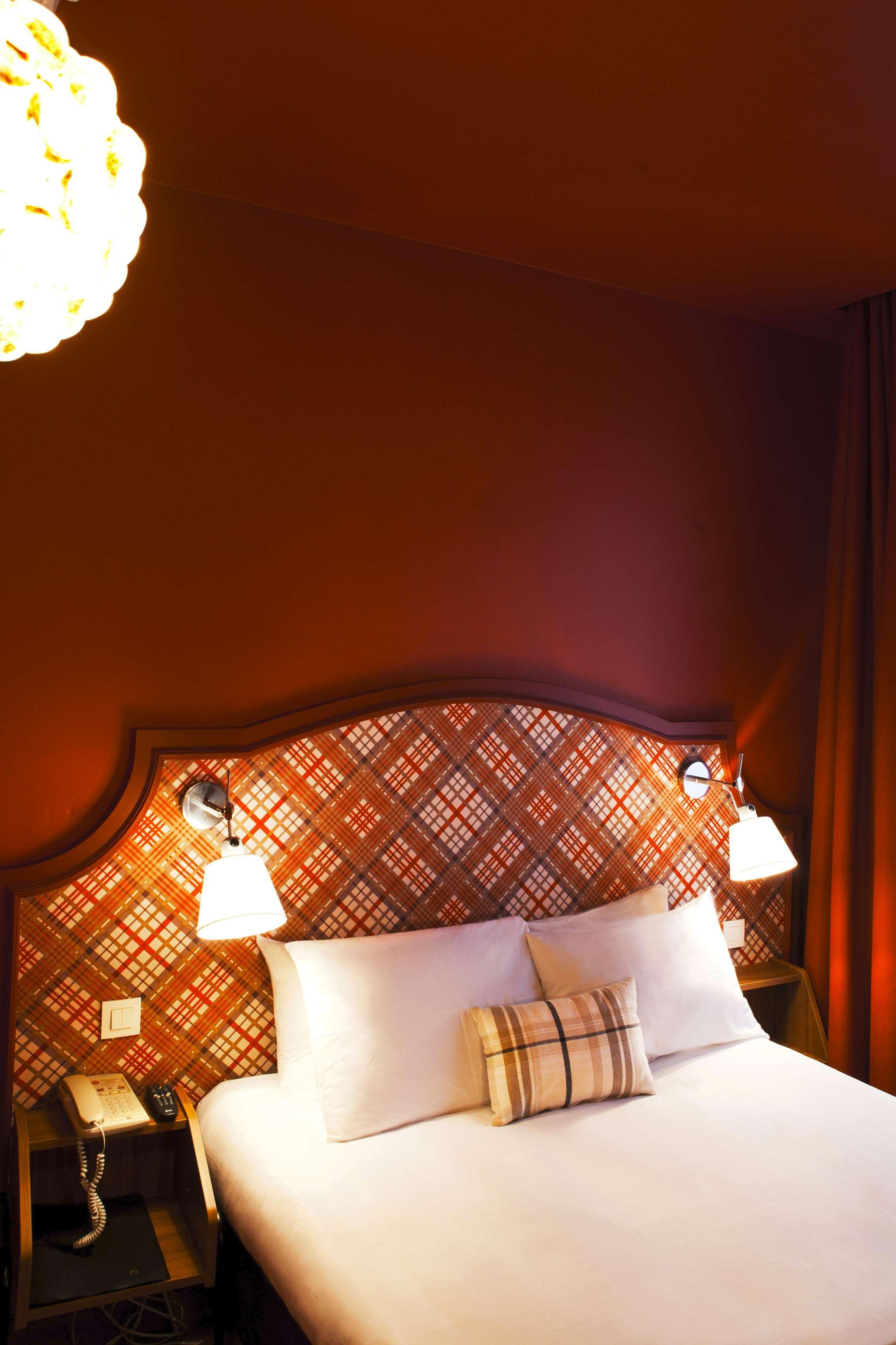 Hotel Boris V. By Happyculture Levallois-Perret Exteriör bild