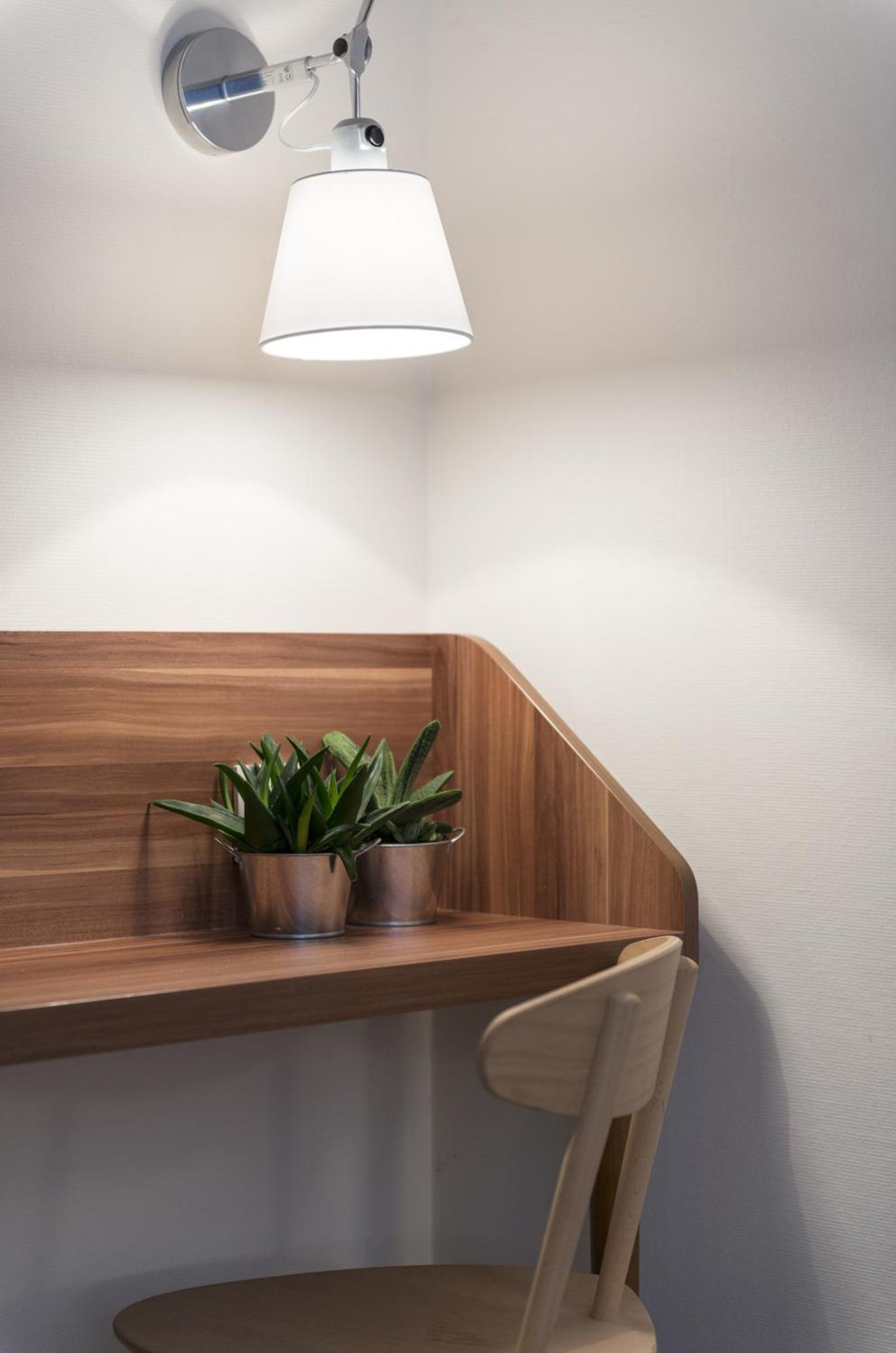 Hotel Boris V. By Happyculture Levallois-Perret Rum bild