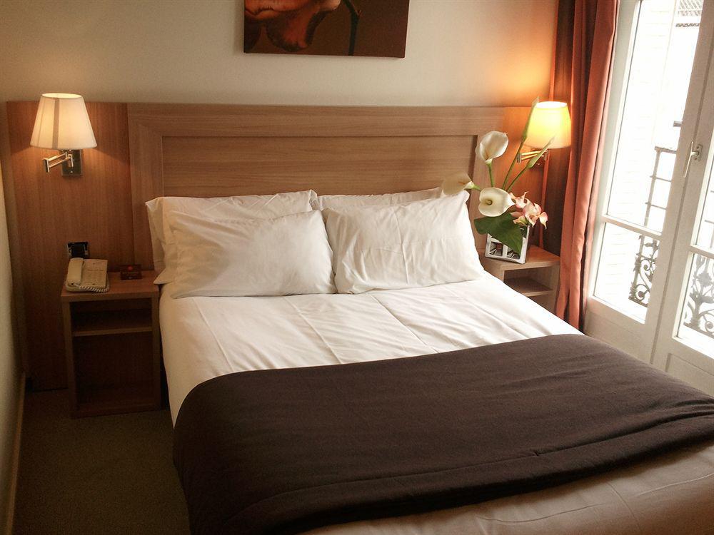 Hotel Boris V. By Happyculture Levallois-Perret Rum bild